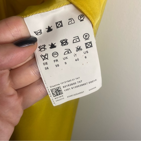 How To Lose a Guy in Ten Days DRESS!! Boss Hugo Boss Yellow Silk Gown. Size 6. - Picture 9 of 15